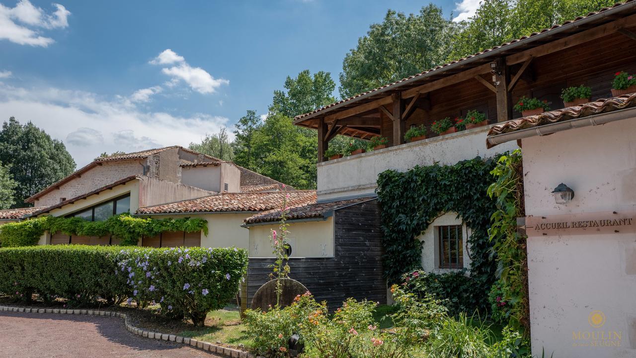 Moulin Du Val De Seugne Hotel Mosnac  Exterior photo